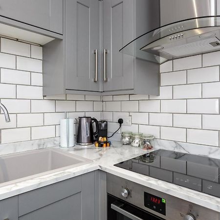 Sovereign Gate - 2 Double Bedroom Apartment In Portsmouth City Centre Exterior foto