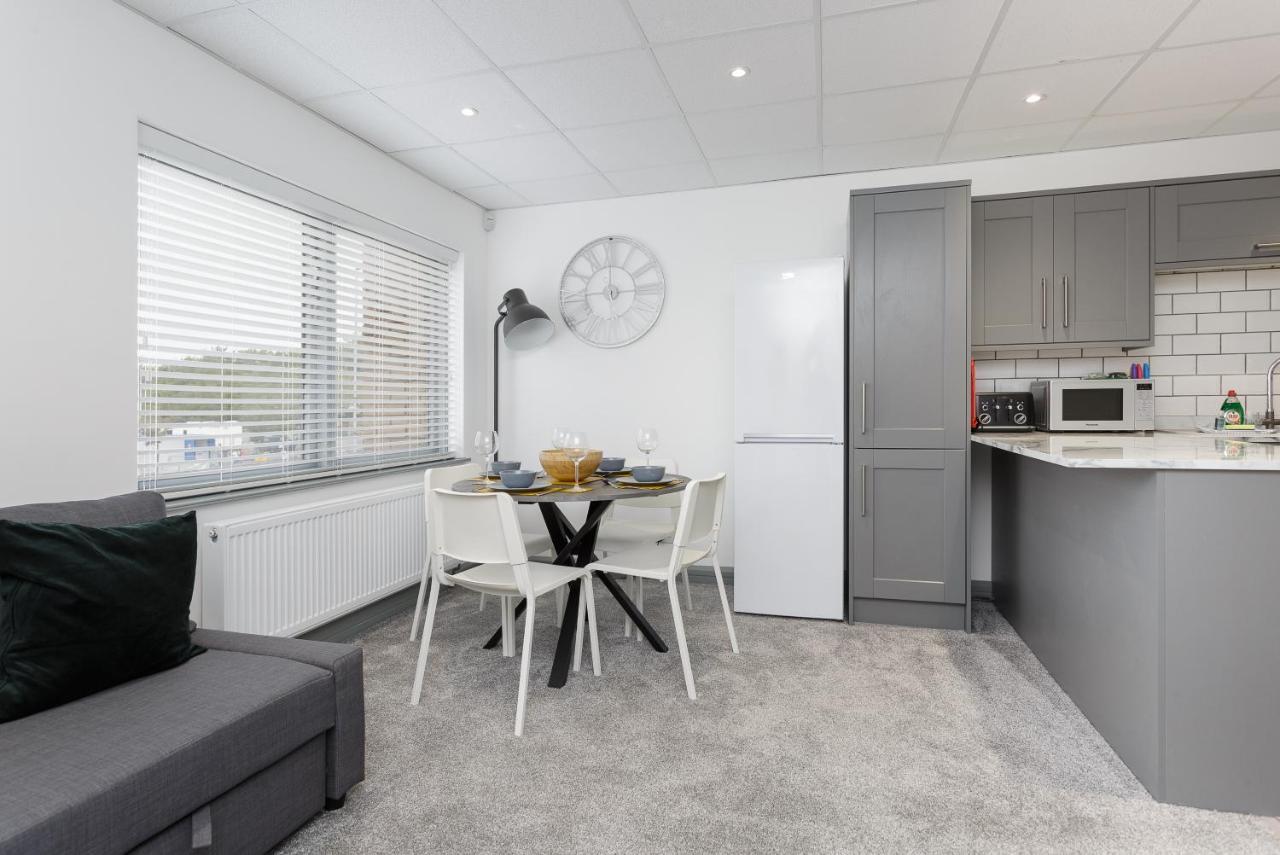 Sovereign Gate - 2 Double Bedroom Apartment In Portsmouth City Centre Exterior foto